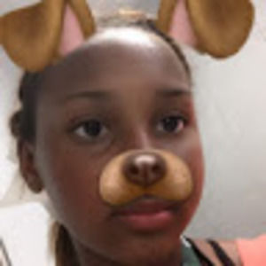 Meet your Posher, Mia